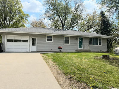 1514 Glenmore Dr Norfolk, NE 68701