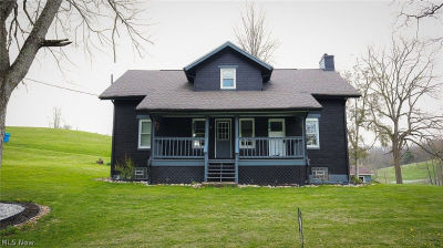 1032 Hartwood Rd NW Magnolia, OH 44643