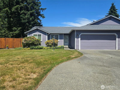 15407 8th Avenue Ct E Tacoma, WA 98445