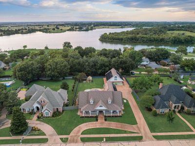 2100 Lakeridge Cir Ennis, TX 75119