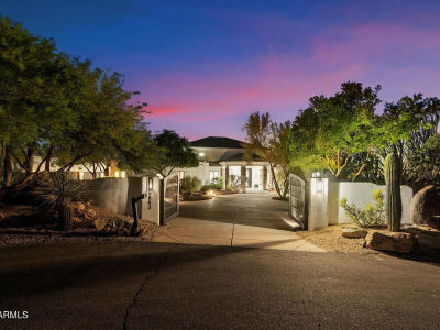 9643 E Casitas Del Rio Dr Scottsdale, AZ 85255