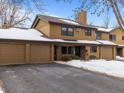 921 Babcock St APT 11 Neenah, WI 54956