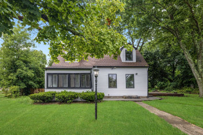 15 Chace Avenue, Warren, RI, USA