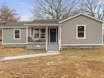 305 N Elm St Bald Knob, AR 72010