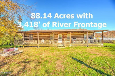 311 Ross Cemetery Rd Rocky Top, TN 37769