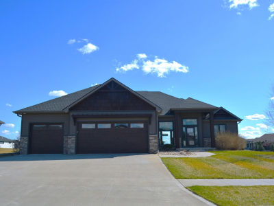 6720 Prairie View Ct Sioux City, IA 51106