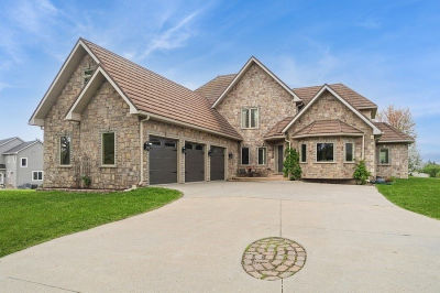 31262 Napa Valley Dr Waukee, IA 50263