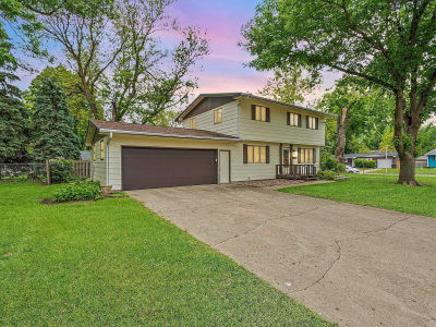 316 Sycamore Ave Vermillion, SD 57069