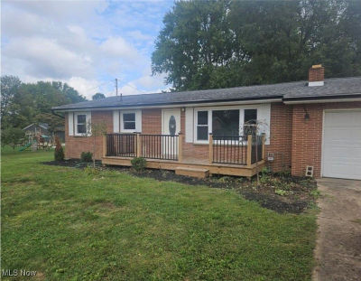 1 Freeway Ave Fredericktown, OH 43019