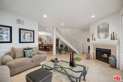 18135 Burbank Blvd UNIT 8 Tarzana, CA 91356