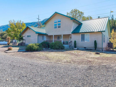 26268 Highway 62 Trail, OR 97541