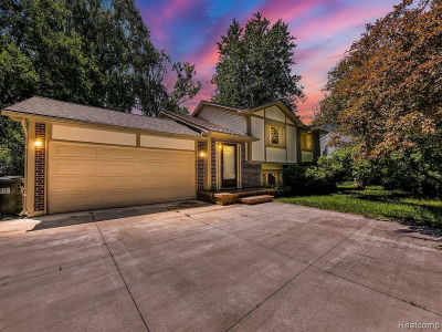 1347 Ruby Ave Rochester Hills, MI 48309