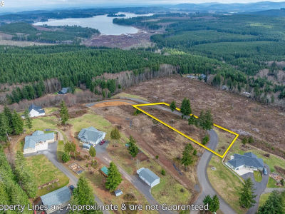 497 Red Hawk Dr #7 Castle Rock, WA 98611