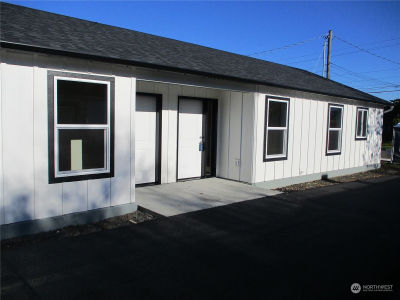 711 S 4th Ave Kelso, WA 98626