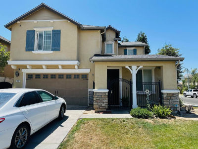 692 Blueberry Ln Madera, CA 93638