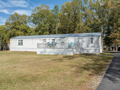 144 Suanna Ln Chatham, LA 71226