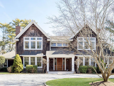 53 Cedar Ln Remsenburg, NY 11960