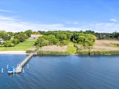 198 Country Rd Bellport, NY 11713