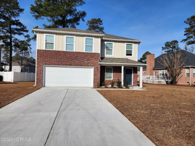 2419 Ben Hogan Cir Florence, SC 29506