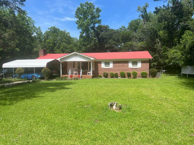 1901 New Hope Dr Florence, SC 29501