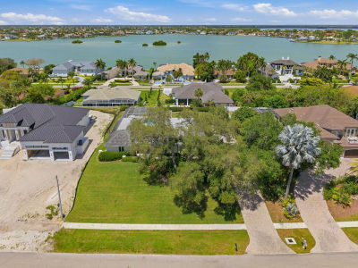 1616 Ludlow Rd Marco Island, FL 34145