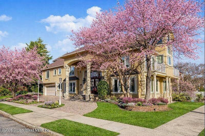 133 Ryan Pl Staten Island, NY 10312