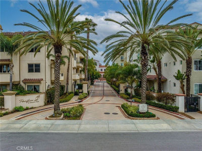 401 Bernard St UNIT 202 Costa Mesa, CA 92627
