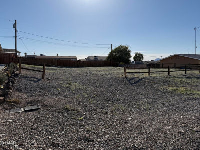 3048 Bounty Ln Lake Havasu City, AZ 86403