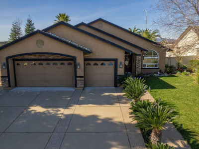 532 River Park Dr Redding, CA 96003