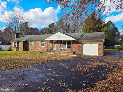 658 Islington Rd Warsaw, VA 22572