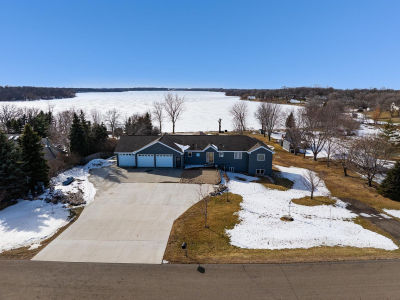 15886 Svend Ln NW Evansville, MN 56326