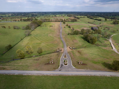 112 Lamplight Lndg Nicholasville, KY 40356