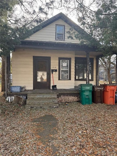 1219 & 1223 Garfield Ave #2 Altoona, WI 54720