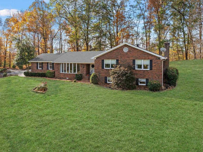 375 Hillcrest Cir Hawesville, KY 42348