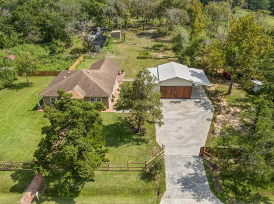 5811 Avenue G 1/2 Santa Fe, TX 77510