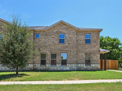 1970 Timber Oaks Dr Garland, TX 75040