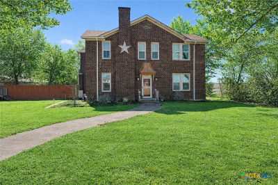 1543 W Clark St Bartlett, TX 76511