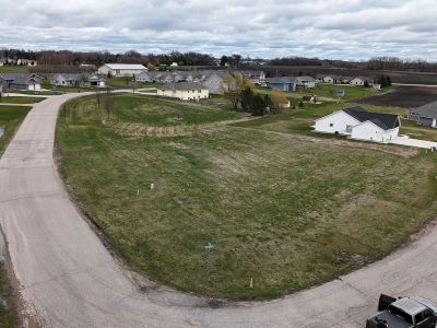 LOT 33-141-0070 Two #60 Willmar, MN 56201