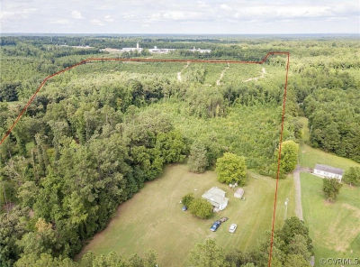 493 Solomon Rd Crewe, VA 23930