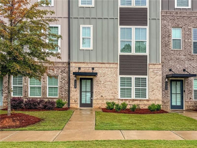 1136 Buice Lake Pkwy Acworth, GA 30102