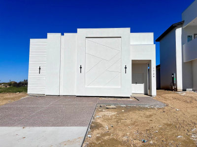 1724 Caoba Dr Laredo, TX 78046