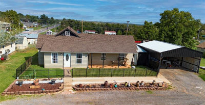 107 E Johnny Bench Binger, OK 73009