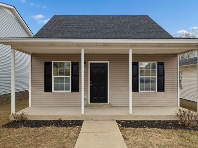 2607 Landrum Ct Springfield, TN 37172