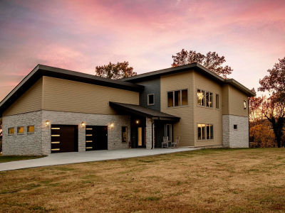 5 Sowbug Cir Cotter, AR 72626