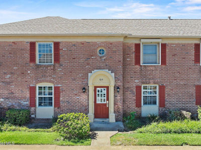 913 S Colonial Ct APT B Indian Harbour Beach, FL 32937