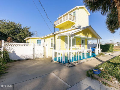 104 S 13th St Morehead City, NC 28557