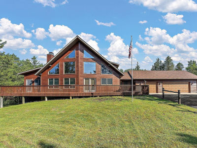 18129 E Sioux Vista Dr Jordan, MN 55352