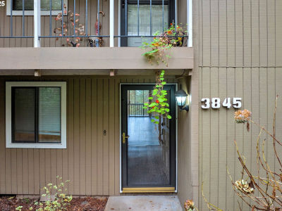 3845 Colony Oaks Dr Eugene, OR 97405