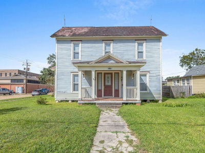 403 N Cutting Ave Jennings, LA 70546