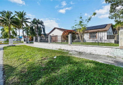 13731 SW 284th St Homestead, FL 33033